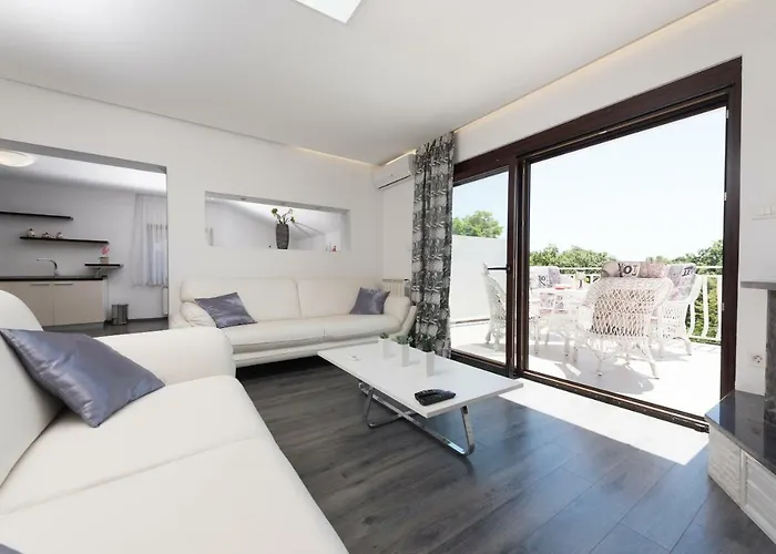 Castua-apartment With Private Heated Pool * Kastav